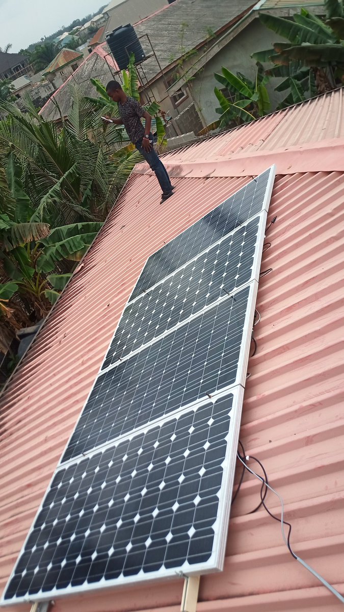 HibroEnergy's tweet image. Expansion of an old Installation.

From inverter ups to a solar hybrid.

0.8KWp solar energy installation.
Location:- Lagos.