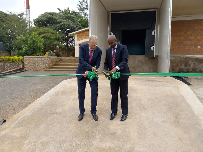 Last week, <a href="/RwandAgriExport/">NAEB</a> received upgraded cold chain works on its horticulture packing house. The series of activities to upgrade this facility were done by the <a href="/hortinvest/">HortInvest</a> project, financed by our Embassy. This project promotes horticulture value chain development in Rwanda.