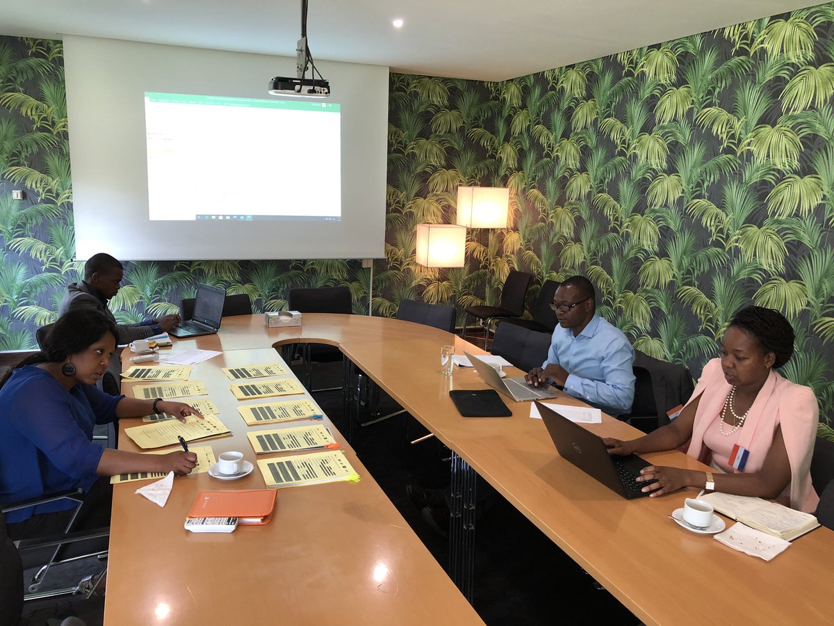 NLinZimbabwe's tweet photo. Thank you to all the women who applied for the Food for Export Masterclass #FEM2020. 

The final vetting process of the 227 applications is happening now. The selected 20 will be announced next week. 

Zimbabwe has so many brilliant and inspiring women agri-entrepreneurs! https://t.co/pDBKztfQZC
