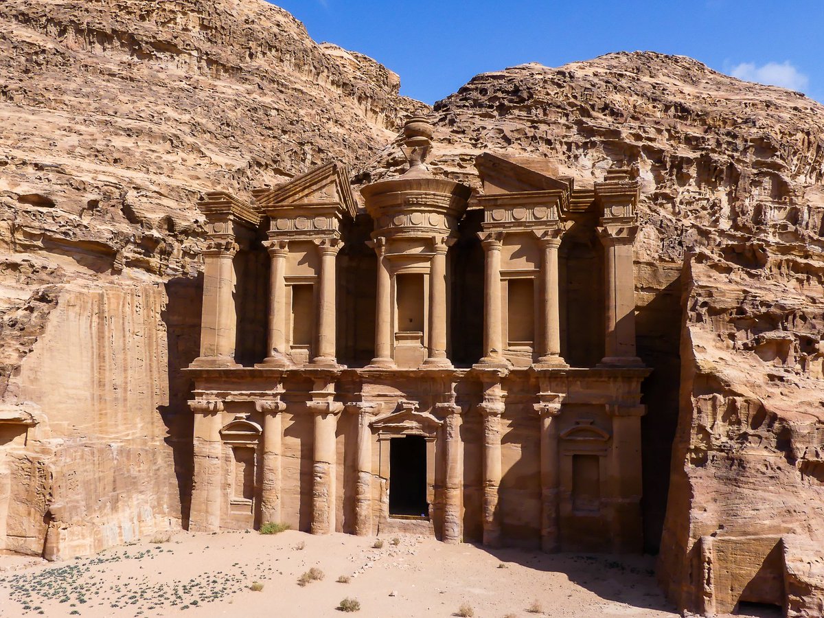 visitjordan_fr's tweet image. Vous comptez bientôt visiter la #Jordanie ? 😎

Voici quelques conseils d'itinéraires et de budget pour votre séjour 😉👌

via @claironyva
👉claironyva.com/jordanie-10-jo…

#VisitJordan #Petra #WadiRum
