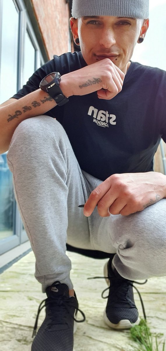MyCashSir's tweet photo. Join us #cashfag become part of the new #findom social platform https://t.co/asXykaxE9V, you know it makes sense 😈

#cashmaster #findom https://t.co/7HdSEU2VXg