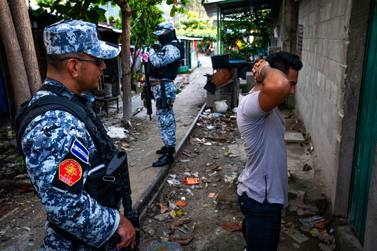 SixPointHorizon's tweet photo. We're shooting our #documentary in #ElSalvador where the war between rival gangs #MS13 and #La18 make it the world's most dangerous place outside a war zone. #videoproduction #gangviolence https://t.co/GXu6zdLkoq