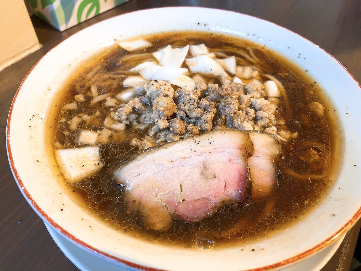 sharkun919's tweet photo. 今日も朝から最高の天気✨
向かったのは安定の
『晴耕雨読』さん🌟
ラッキーなことに今日は持ち帰り麺ゲット😆
最近ついてるなぁ✨
それにしてもいつ来ても幸せな気持ちになれる😊
#ラーメン　#らーめん　#ramen #noodle #担々麺　#担々　#晴耕雨読　#放牧どりの中華そば　#香醋香る汁なし担々麺 https://t.co/anhdHQ77Xu