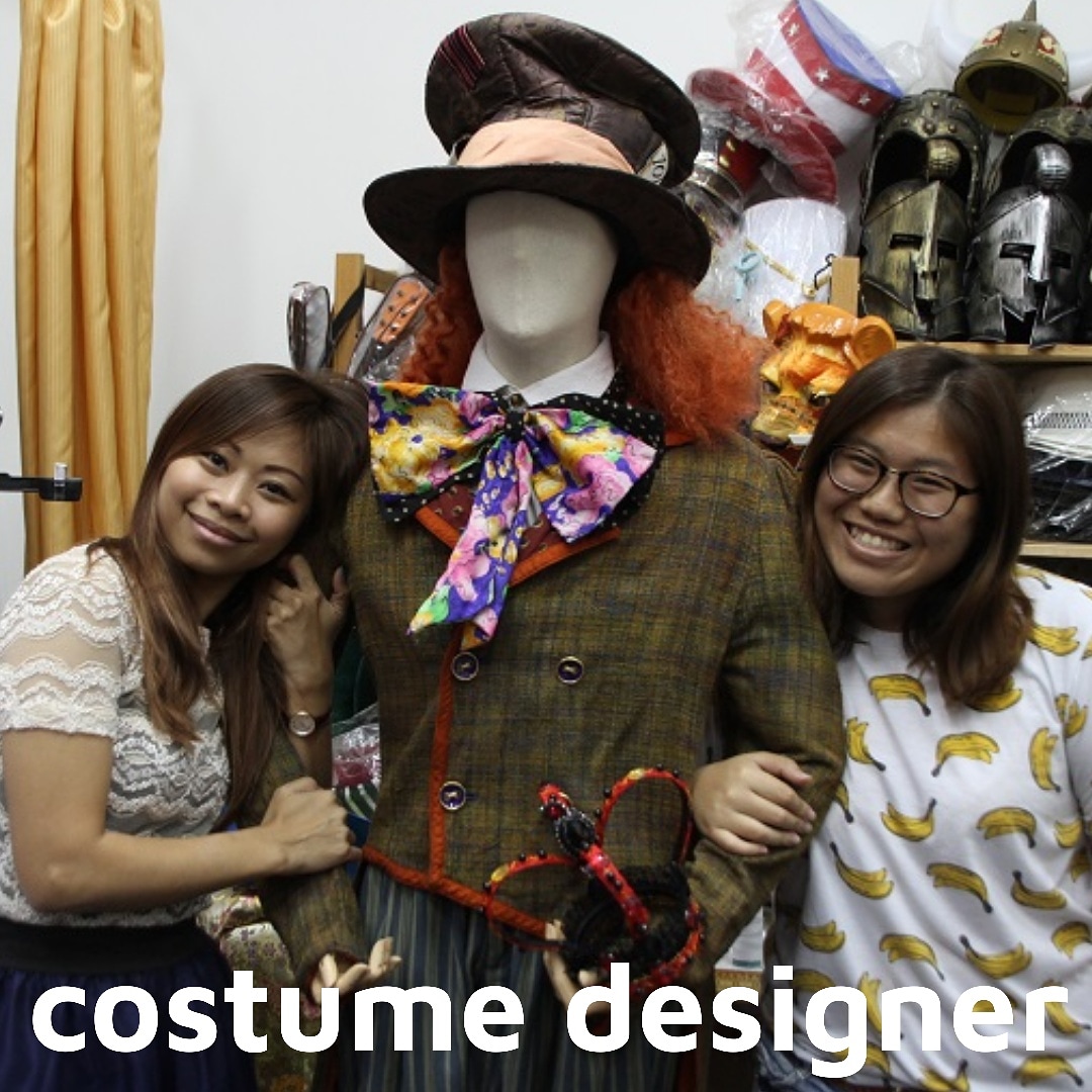 experworkplace's tweet photo. Costumer designer 
 #experienceworkplace #changejob #experienceeconomy #choose #london #become #offer #experiencehost #profession #industry #exchangestudent #students #aprentice #aprentshi #careerpath #costumedesigner #fashion #costume #designer #fashiondesigner #theather https://t.co/uHNR7R07Bn