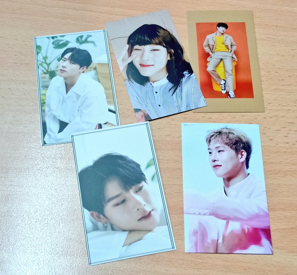 vampirejocks's tweet photo. And the greatest K-pop rappers in my life, Jooheon and Changkyun. I think I have a few others which I'm somehow missing. Maknae line rules. Fanmade photocards are damn cute.
#themiracleofspringS2
#youaremynumberwon
#HBDtoWONHO
#wonhoistheone
#sambakjainkl
#imscene25 https://t.co/qRTLK162R6