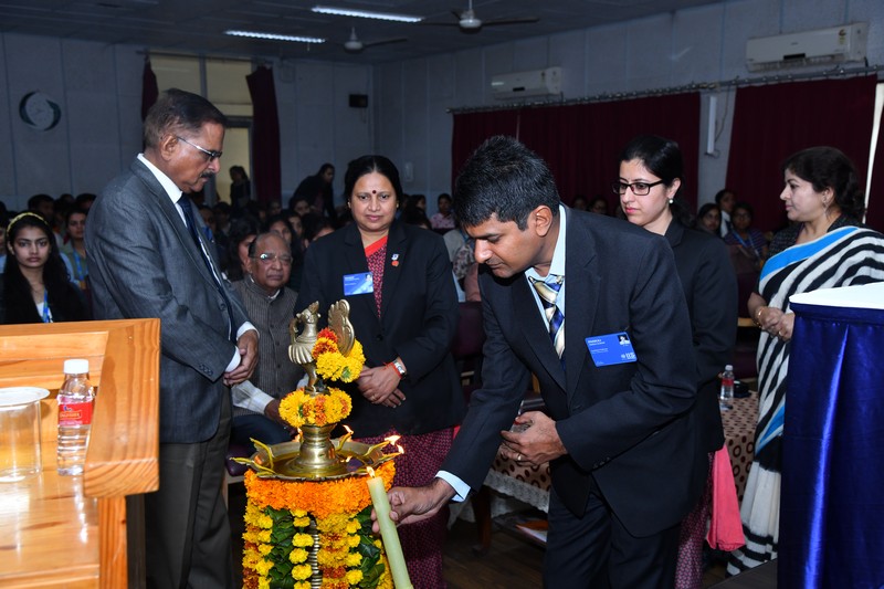 IISUniversity's tweet photo. Patent Workshop https://t.co/jtTZdcc4dM