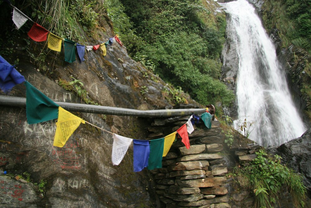 TravelinedCo's tweet photo. Bhagsu Waterfall Himachal Pradesh: The Bhagsu Waterfall is perhaps the most famous tourist spot in Dharamshala and attracts tourists who wish to revel in the glories of nature and spend some quiet moments in peace and serenity. #dharamshala #himachalpradesh #himachal #dharamshala https://t.co/I0YdBjwlnQ
