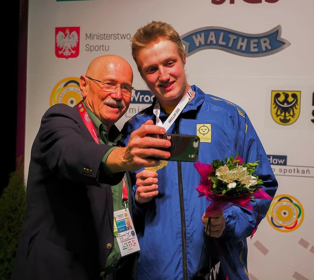echwroclaw2020's tweet photo. Thanks to Mr. Tomasz Kwiecień, President of the Polish Shooting Federation, for invaluable help in organizing the European Championship!

Thank you all for contributing to the success of ECH2020. ❤️🧡💛💚💙💜 https://t.co/s6jqzMARcw