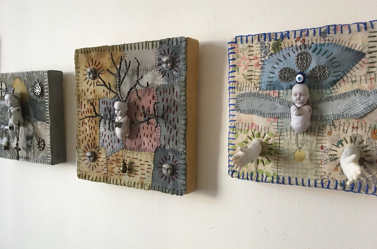 JoannaHartist's tweet photo. My three doll torso artworks are lined up on my wall now..

#artcanvases #mixedmediacollage #mixedmediaassemblage #dollparts #vintagedolls #dollart #textileart #embroideryart #textilecollage #patchworkquilting #outsiderart #folkart #foundobjectart #porcelaindolls https://t.co/MasteYOZ3S