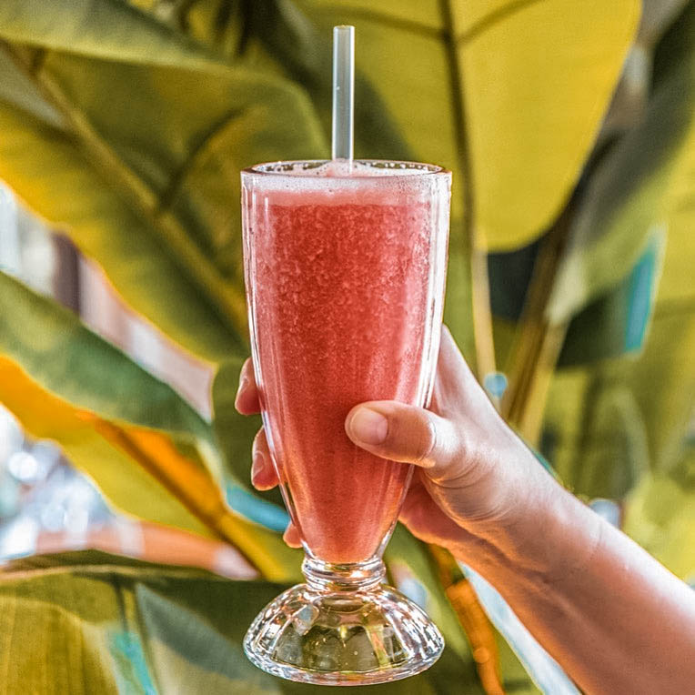 aspasiosrentals's tweet image. It is #smoothie time! 🥤 Visit Habanera for a colourful Monday #Brunch in #Madrid.
Don't forget to tag your best brunch partner in crime👇👇

📸 by Habanera