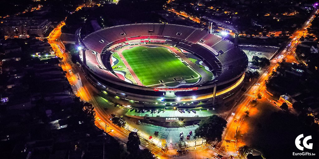 Gelukkige werknemers maken efficiënte werknemers. Benieuwd hoe u als bedrijf het maximum haalt uit het #EK voetbal 2020 ⚽🇧🇪? Ontdek het op onze blog 👉 euro.gifts/3cxk8UO