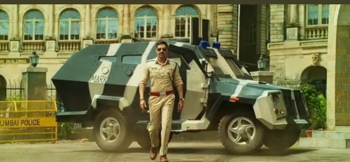 vaibhav__pathak's tweet photo. Watched whole trailor but the entry of @ajaydevgn 
Is itself the best cop character which give goosebumps everytime when it comes on screen 
even we can hear this sound  in our mind 
#Singham #Sooryavansi #katrina #RohitShetty #AjayDevgn #SooryavanshiTrailerreview #SinghamIsBack https://t.co/Tc3MWxXcWD