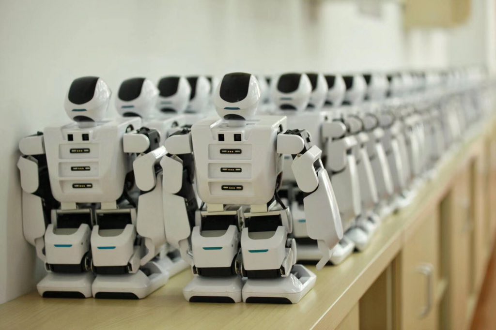 RobotLeju's tweet photo. Come on #steameducation #sustainability #steam #stem #education #technology #sustainableeducation #microbit #programming #strawbees #sulapac https://t.co/uaeGyYgY89