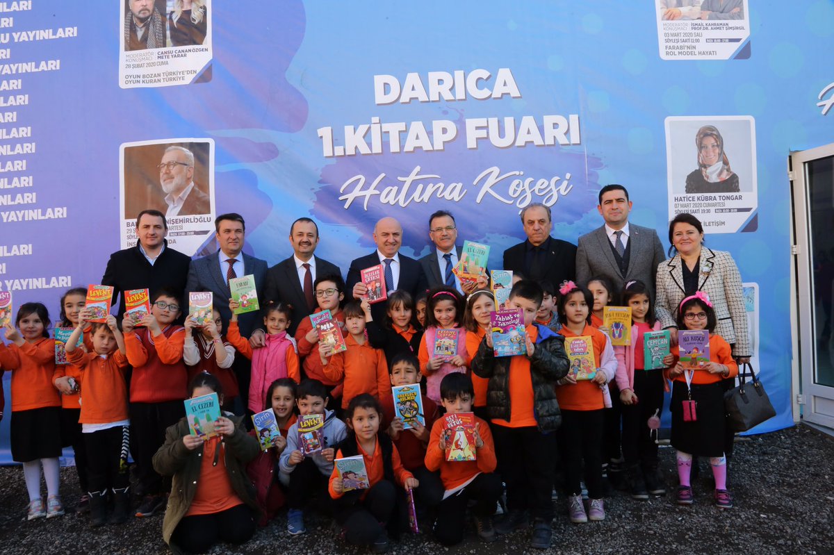 Darıca kitap fuarına yoğun ilgi