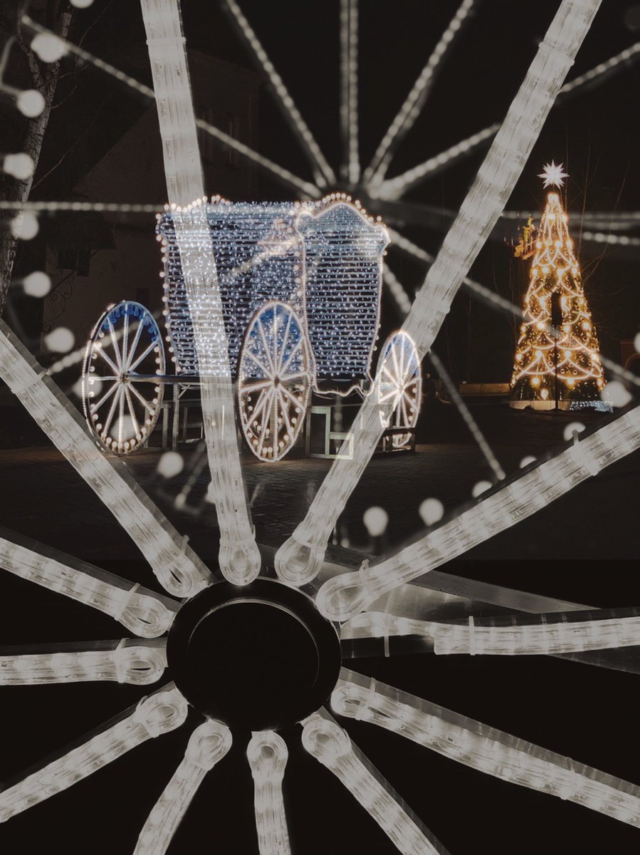 ФОТОВЕНЁВ-2020. Начался приём работ, который продлится до 15 августа. Голосование за лучшие фотографии пройдет на День города Венёва  veneva.ru/fotovenev-2020…