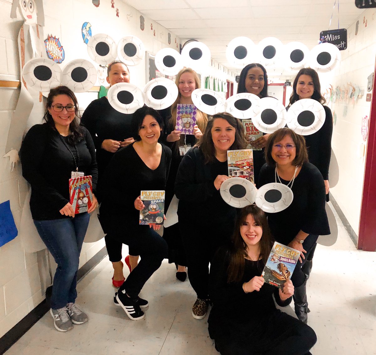 MrsCallahanRRES's tweet photo. Book character day!!! #flyguy #secondgrade #rr_bulldogs #rres @SCPSchools https://t.co/6HK8kb0tIa