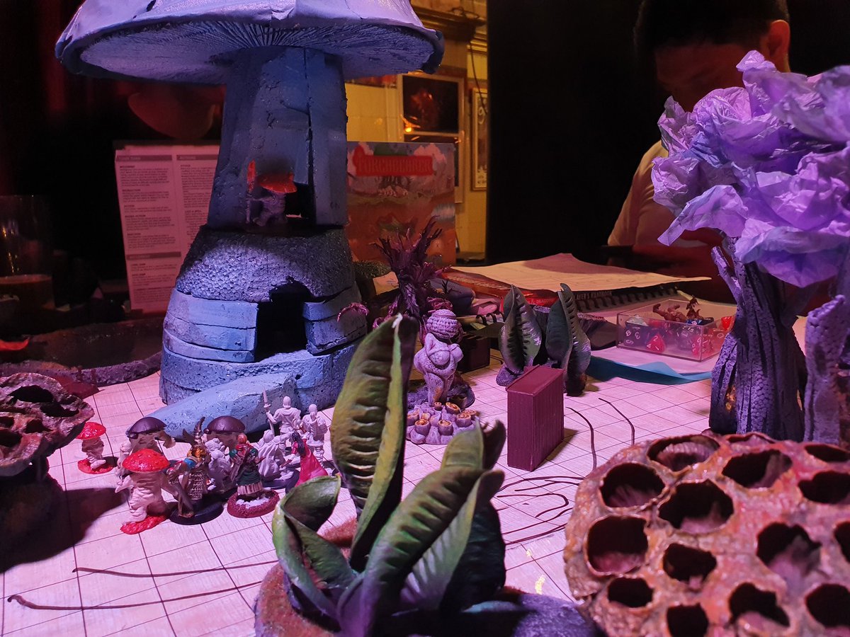 AwakenedFables's tweet photo. A group has entered the Evernight Forest to defend the light spore against the Spider Queen.

#AwakenedFables #thebeforetimes #season2 #TTRPG #MMTTRPG #miniatures #dwarvenforge #tabletopterrain #featuretable #DnD #DungeonsandDragons #Thaissau #Thoradlin #realityisoverrated https://t.co/ubRGTscGDf