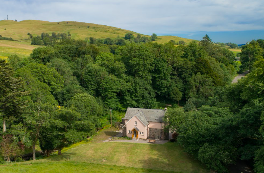 Fancy waking up in a splendid cottage overlooking the rolling highlands whilst sippng your morning coffee? ☕️ Make it real, book today at monzieestate.com       #beautifulplaces #nature #uniquehotels