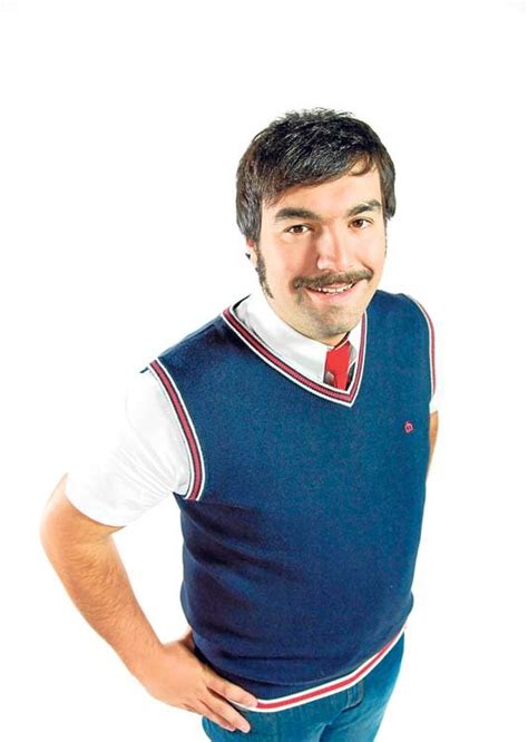 En tercer y último lugar, el versátil conductor. Cabeza pensante y cabeza en general. Don @GuilleRodero