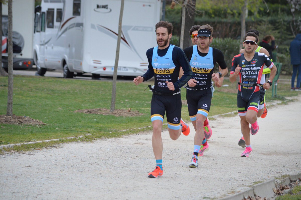 camilopuertas's tweet photo. Victoria por equipos e individual en el Cto. España Duatlón por Clubes (3ªDiv.) para conseguir el ascenso directo a 2ª ✅
A seguir trabajando para próximos objetivos 💪
#TeamDEZA @sacalenguaELA https://t.co/FBQrpTBGZl