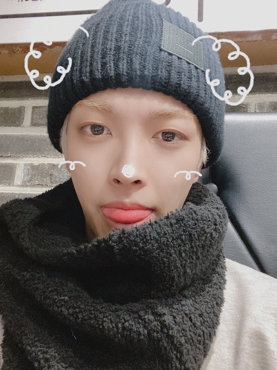 ATEEZofficial's tweet photo. [#홍중] 저녁은 고기👍
에이티니도 잘 먹고 잘 자기!
#ATEEZ #에이티즈 https://t.co/vIWQjzl9OW