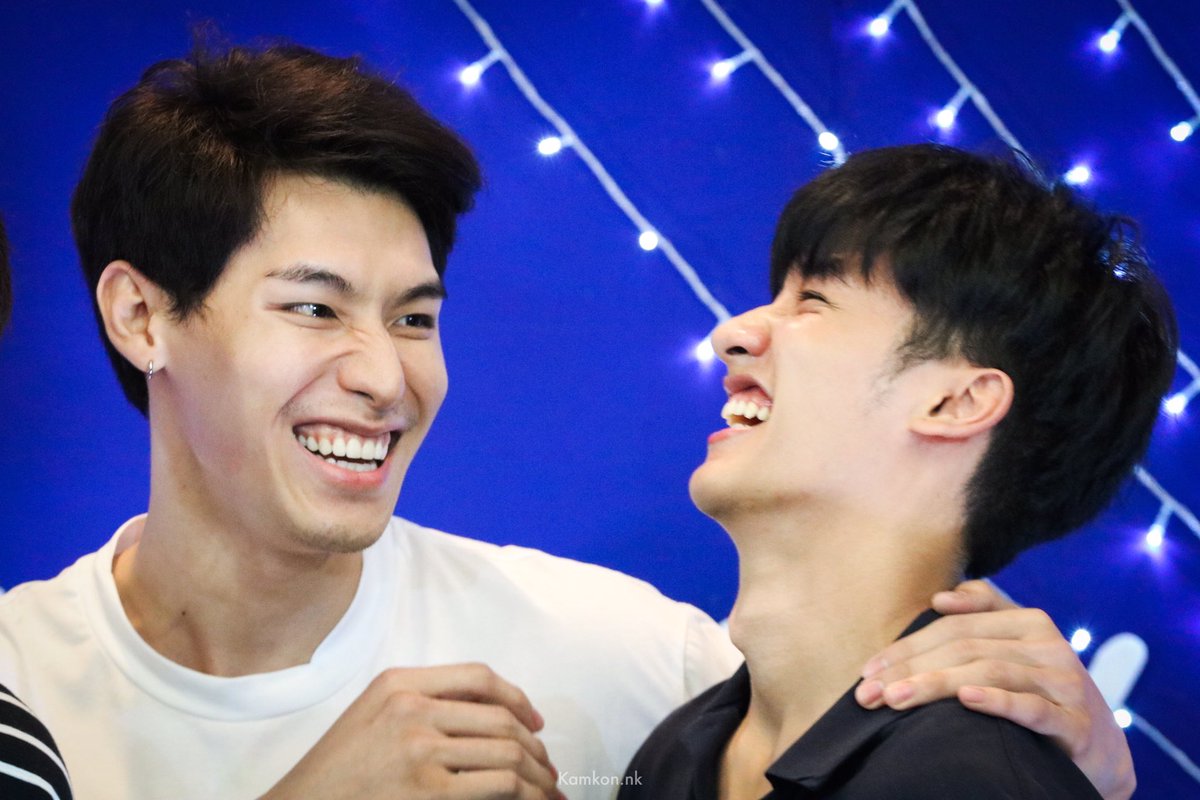 TayNewKisses's tweet photo. #PoddTay is BAAACCCCKKKK! 😂

cr: kamkon.nk 
Feb 29 2020

#TawanBoys #TayPodd #Tawan_V #PoddSuphakorn https://t.co/pplmKTfSPU