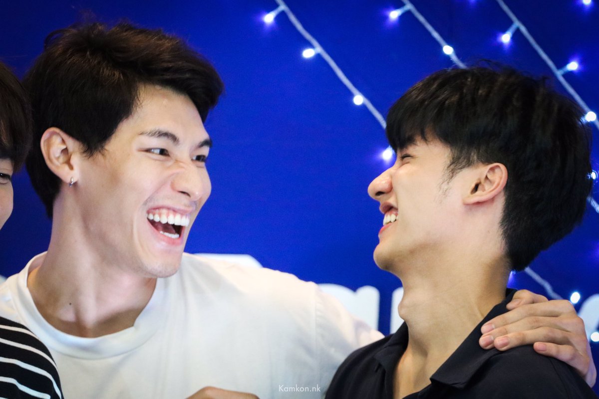 TayNewKisses's tweet photo. #PoddTay is BAAACCCCKKKK! 😂

cr: kamkon.nk 
Feb 29 2020

#TawanBoys #TayPodd #Tawan_V #PoddSuphakorn https://t.co/pplmKTfSPU
