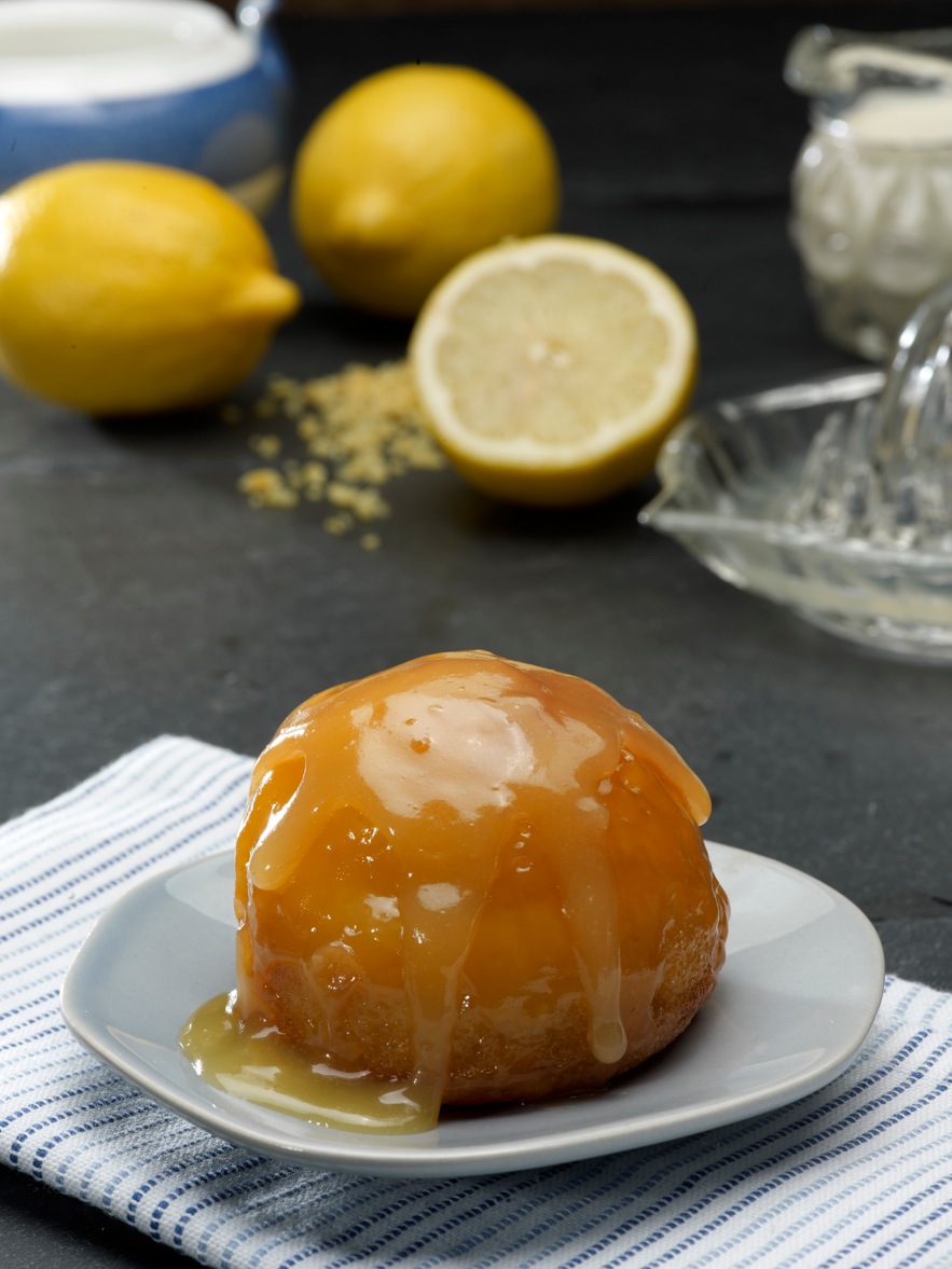 CartmelSticky's tweet photo. what's this we see in the sky in Cartmel ?
Sunshine....at last!
looks like our own sunshine , Tangy Lemon Drizzle Sponge Pudding ๐
#Cartmel
#StickyToffeePudding
#Sunshine
#MondayMotivation
#TangyLemonDrizzle https://t.co/2sAcr1nBmm