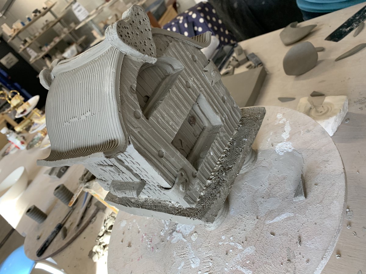LoveClay_'s tweet photo. This weekend course was so popular with #MarkSmithCeramics ... we have launched another #2DayWorkshop!! Find out more information here and book your place https://t.co/wqydUYXaxb https://t.co/8rGBlZS5tj