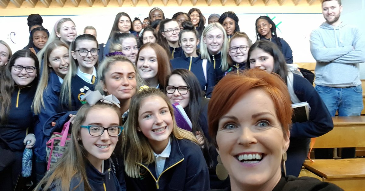 WecanAmanda's tweet image. I had a lovely morning @Colaistebride thank you @mariettk for the warm welcome. 
Look at those smiles I think we connected. I hope I inspired some to follow their passions and share their wins with friends  #cbwellbeing #makingconnection