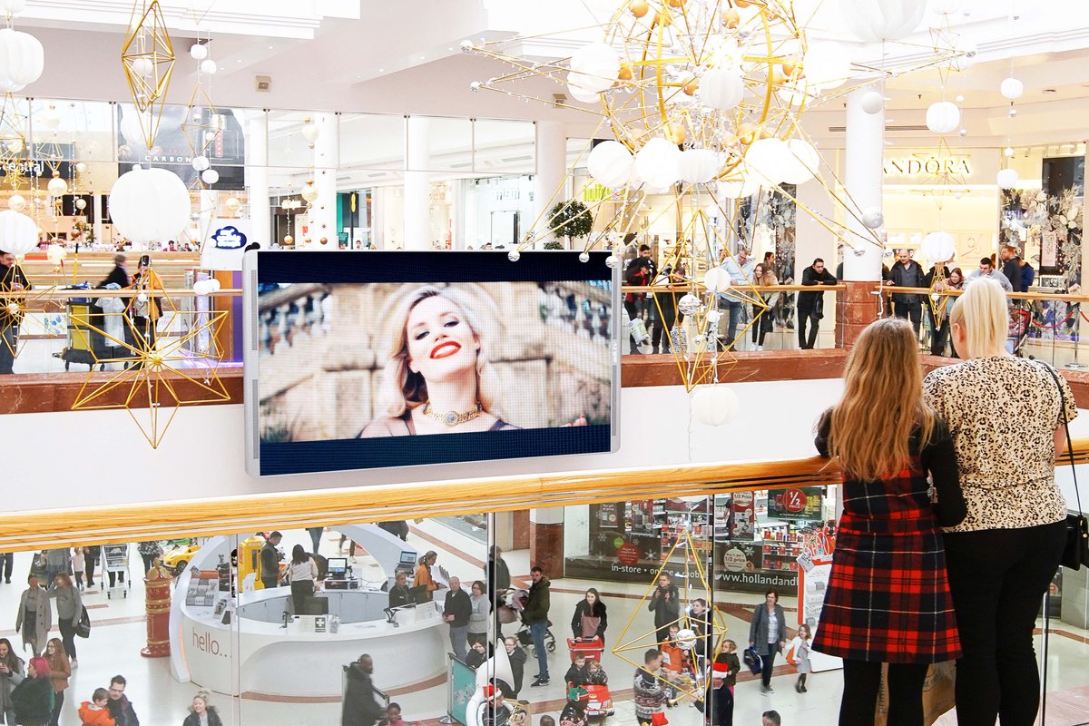 LimitedSpaceOOH's tweet photo. We've just launched a new #DOOH content channel with #GirlsGirlsGirlsMag as our first exclusive partner. 

The #ContentCreatorSeries is specifically designed to showcase exclusive contextual content across our UK digital screen network

Read more here 👉 https://t.co/sz8jCAyvRb https://t.co/DWEcwUHMbi