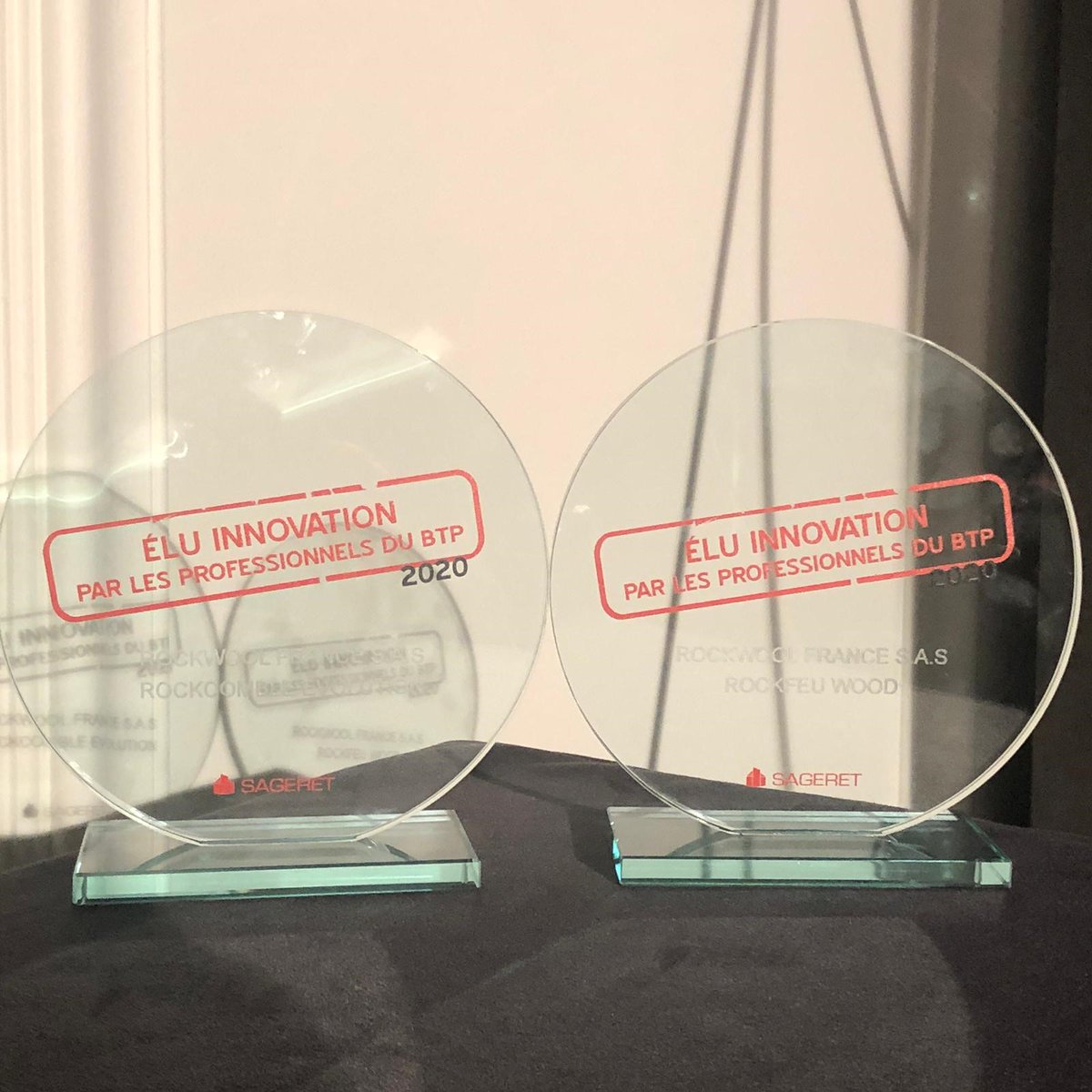 ROCKWOOL_France's tweet photo. đ @ROCKWOOL_France est fier de vous annoncer que #RockfeuWood et #RockcombleEvolution sont Ă©lus « Meilleures innovations produit » par les professionnels du BTP lors de la derniĂšre Ă©dition du concours #SAGERET. Bravo Ă toutes les Ă©quipes đȘ !
#ThisFutureRocks #RockwoolAndProud https://t.co/rdYywju0pN