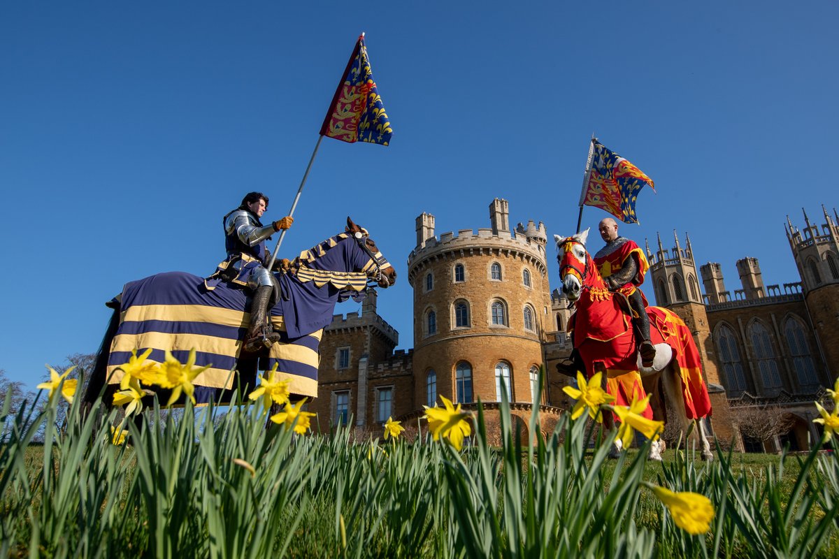 Step back in time with the Belvoir Knights this summer. Book your tickets now at: ow.ly/P7tZ50yf4DR 📸 Charlotte Graham #belvoircastle #valeofbelvoir #farfromordinary #jousting