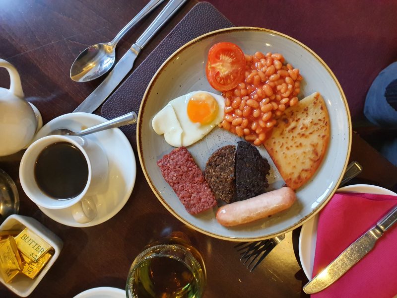 "A taste of authentic Scottish cuisine all served in the restaurant downstairs. Safe to say this was one of the best breakfast buffets I’ve had in a long time." - Terri Lowe

helloterrilowe.com/2020/03/travel…

#scottishbreakfast #biggar #review #visitlanarkshire