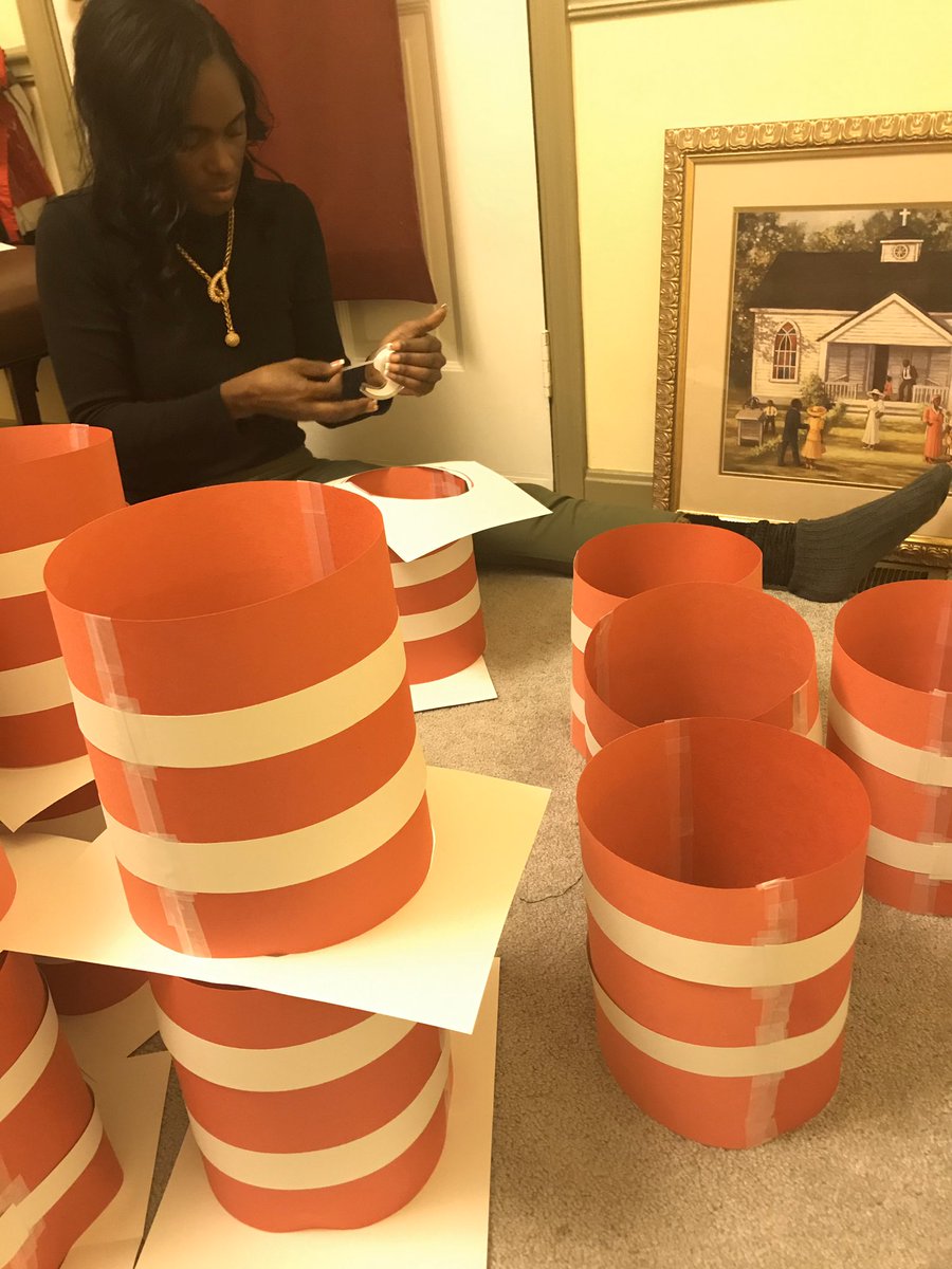 MarquitaKenn918's tweet photo. What do you do when the Read Across America Parade is on Monday & 2 elementary teachers are out? You make hats 🎩 for 50 eager @TheAcademyatAJ 1st & 2nd graders over the weekend! #APChronicles @LeadTheAcademy @NBCTeacherMommy https://t.co/8Q9ZjjjfE3