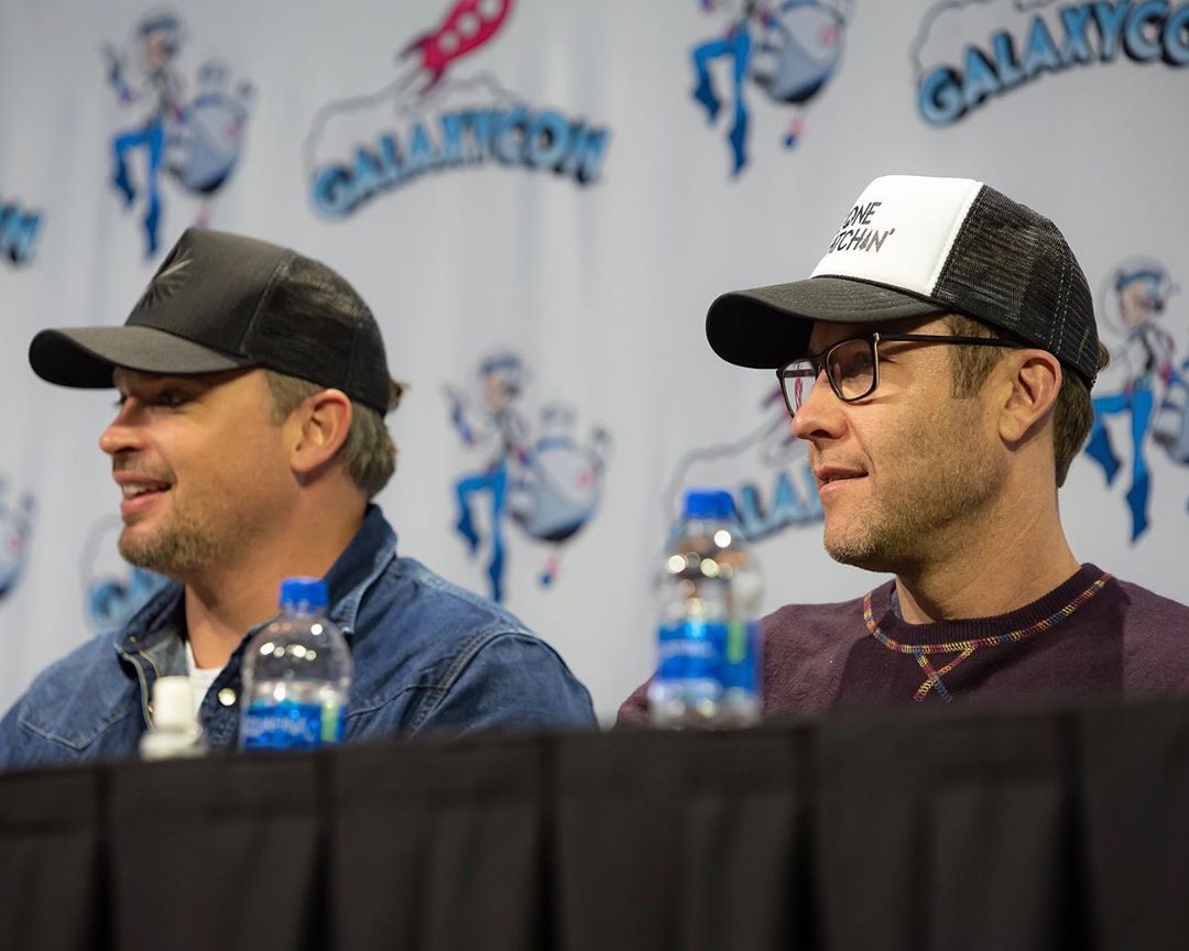 Shelby_Huesario's tweet photo. #Repost @tariel22 Gorgeous photos of the GalaxyCon Richmond Smallville panel! 😍😍 📷: Brandon Chaney on FB, thanks so much for sharing! 💕💕💕 #tomwelling #michaelrosenbaum #ericadurance #johnglover #professionals #smallville #lucifer #tomcon #galaxycon https://t.co/kNcs1QhSX7 https://t.co/vT7f2W49q8