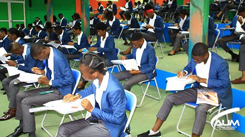 AumGabon's tweet photo. [Examen: Semestre 1]
Après une longue période de cours, les apprenants sont à pied s'oeuvre pour composer les différents modules du premier semestre.
https://t.co/LJLyKJ8g8e https://t.co/38C4sVc5vq
