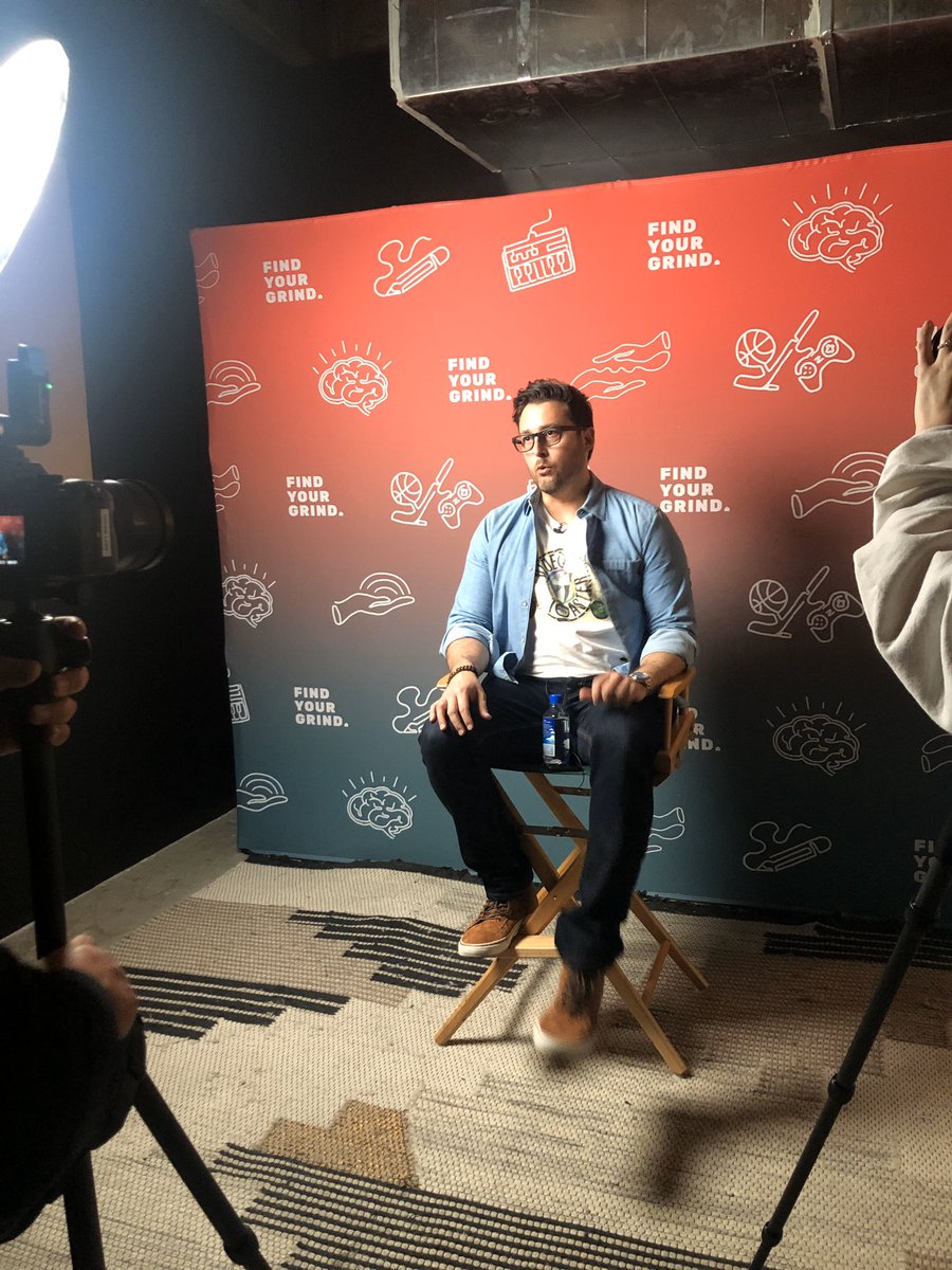 findyourgrind's tweet photo. Grt wknd on the road! @mammothfilmfest w/ new mentor filmmakers on how they got started + what they’re up to, promoting opportunities for girls + women’s leadership at @sagehillschool #gemfest + speaking with student leaders at @nassp #leadchi! @CADALeaders #cada2020 this wk! https://t.co/Alge6Nn10v