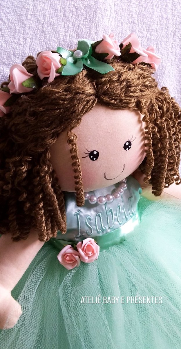 AtelieBaby's tweet photo. Um pouquinho do que amo fazer! 😍💕
Boneca com cabelos cacheados - Encomendas Whatsapp (22) 997137666 ou
https://t.co/xDM1ma3bTS ou
https://t.co/2SK2p9Qbaq
#bonecadepano #bonecasartesanais #debutantes #damadehonra #casamento #festas #cerimoniais #cabeloscacheados https://t.co/1uNghf4IEg