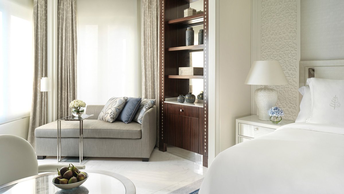 cppluxury's tweet photo. Four Seasons Hotel Doha completes extensive renovations
https://t.co/u3lEDcBdQw
#FourSeasons #FourSeasonsHotels #FSHotels #FSDoha #Doha #luxury #luxuryhotels #Qatar @FourSeasons @FSDoha https://t.co/0eV5wyv9fT