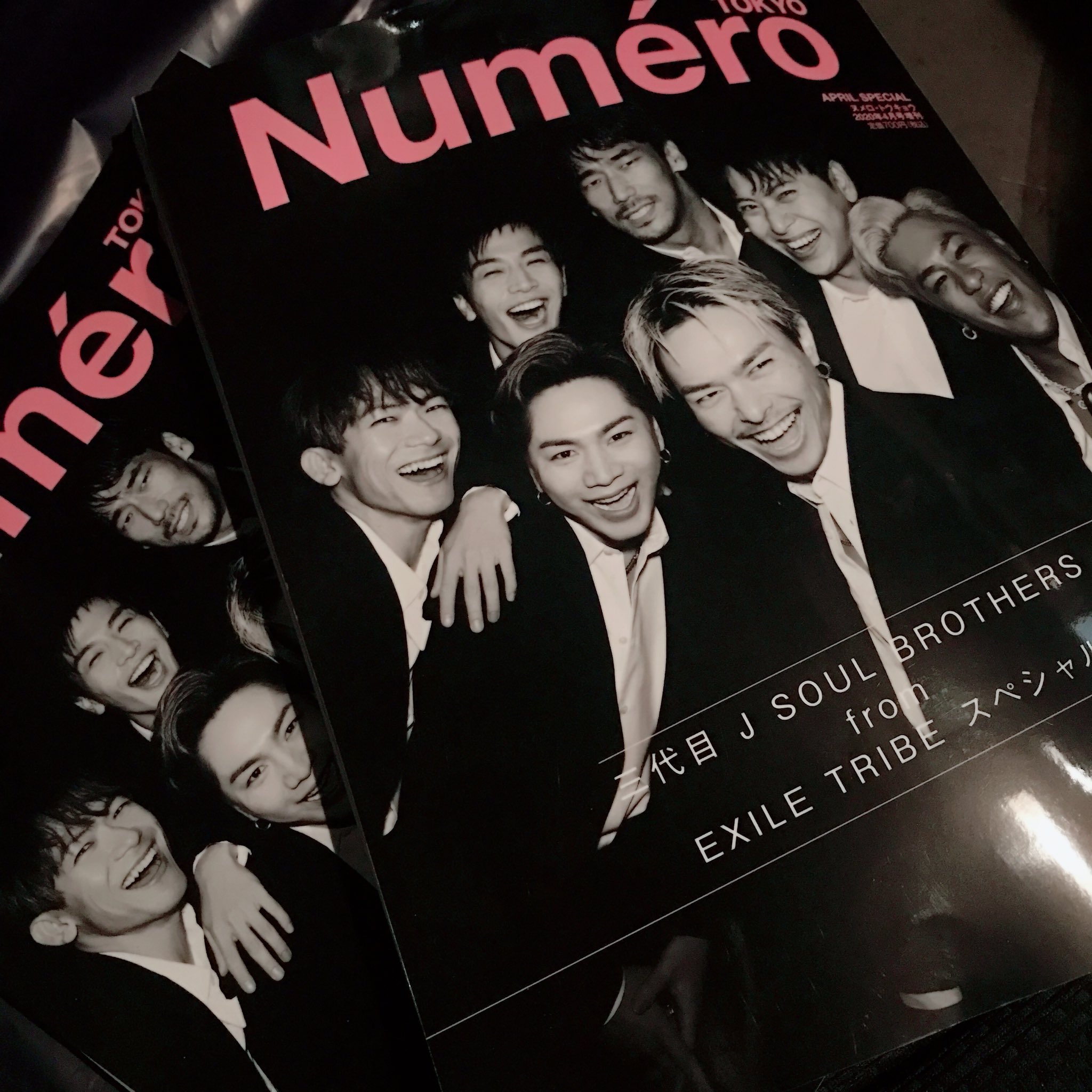 Twitter 上的 Chika 0228発売 Numero Tokyo 4月号増刊 本屋さん行ったらない 3店梯子して やっと見つけた 見つけた嬉しさと この表紙が好きで 2冊も買ってしまったよね笑 壁紙初めて変えてみた 三代目jsoulbrothers Naoto 小林直己