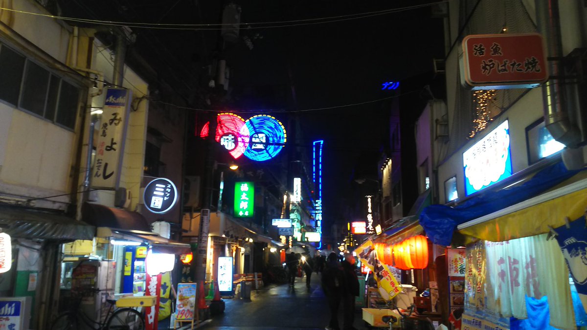 わたると燕 特に印象に残ったのは ウダヒマ 最終ページの真意と 最新作の フルアヘッドココ ゼルヴァンス でカフェルの足を切った意図 アマギン 秘話は言わずもがなですが カフェルの方の ニグここまでやらないと逆におかしい カフェルにはもう１