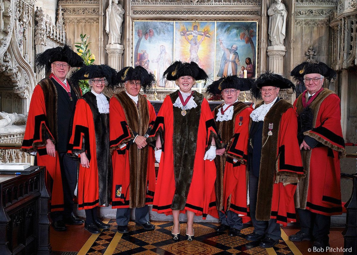 LordBristol's tweet photo. Delighted to welcome many of our previous Lord Mayors at yesterday's Civic Service, officially marking the start of our 800th anniversary celebrations with @brislordmayor #chapel800 https://t.co/OC4UPZqD0b