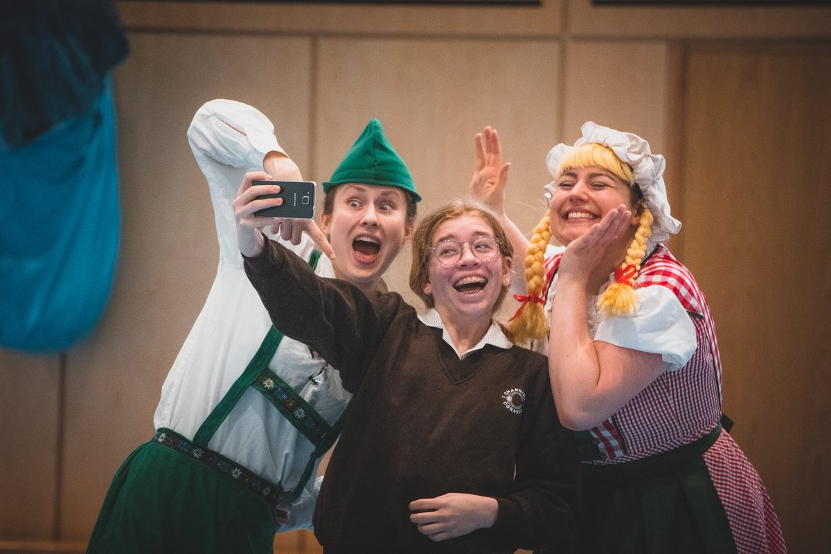 ChanningSchool's tweet photo. Channing and Henrietta Barnett students enjoying the German play "Das schlimmste Hotel". https://t.co/TdL37RHYCe