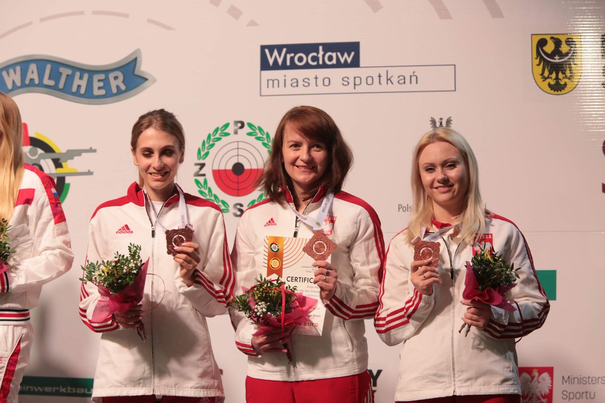 echwroclaw2020's tweet photo. ECH2020 PHOTO GALLERY - 10 m Air Rifle Team Women

#ECH2020 https://t.co/SXPt6eF7wK