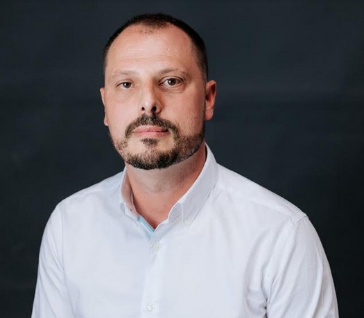 #HablamosDE🗣️“nO mUEVO pIEDRAS, cONSTRUYO cATEDRALES”: eDUCAR eMOCIONANDO CON-CIENCIAs eS pOSIBLE por Adán M. Yanes👉 lA iDEA iNICIAL👉a mODO dE iNTRODUCCIÓN👉¿dE dÓNDE pARTO?👉lA sEMILLA dEL pROYECTO👉ineverycrea.net/comunidad/inev…👉en @ineverycrea cc <a href="/juanfisicahr/">Juan Francisco</a> <a href="/jhergony/">@jhergony</a>  🧵