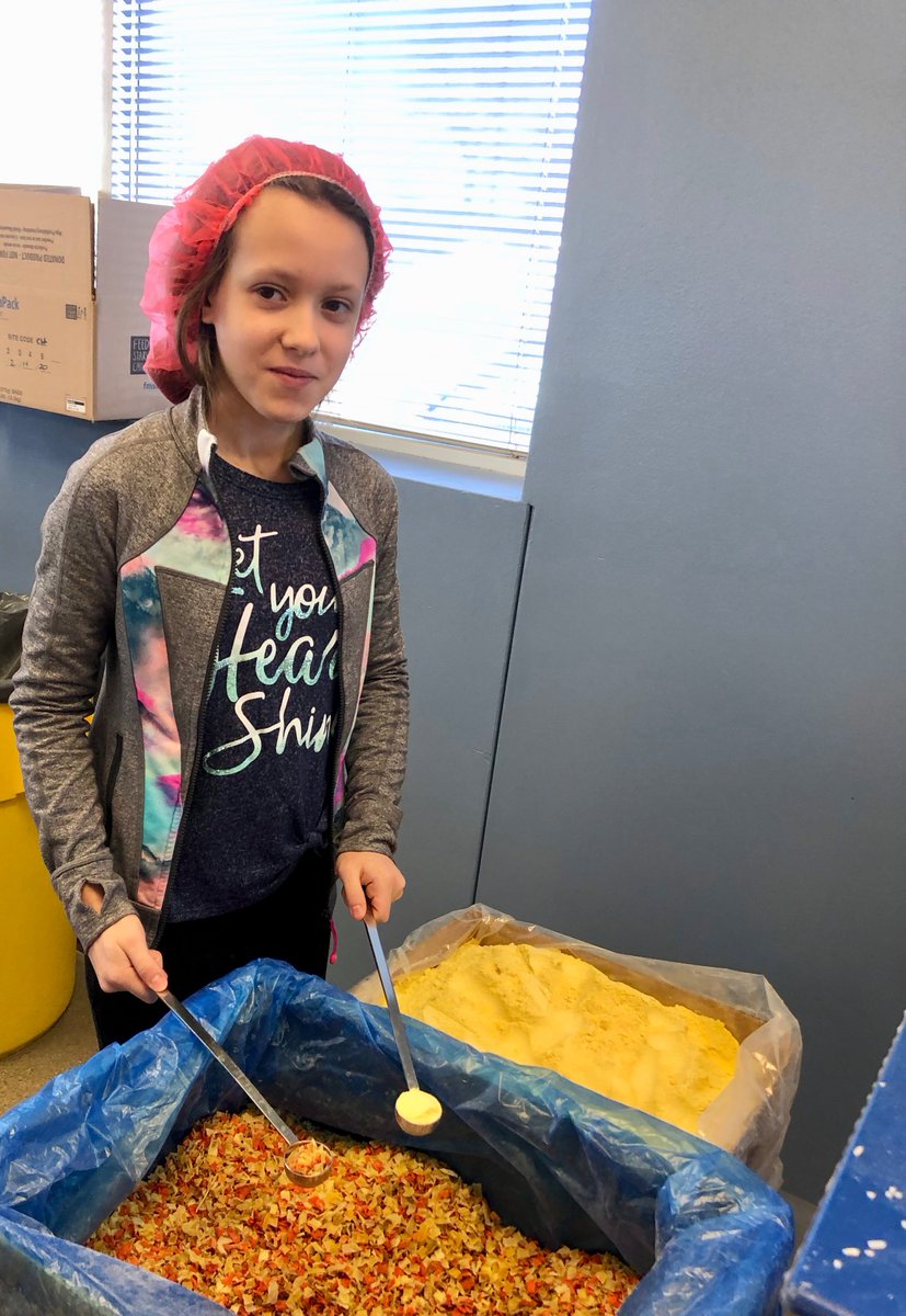 bvschulz4's tweet photo. Feed My Starving Children. Let your heart shine! #compassion #community #BVROX https://t.co/C0KAMrvBXs