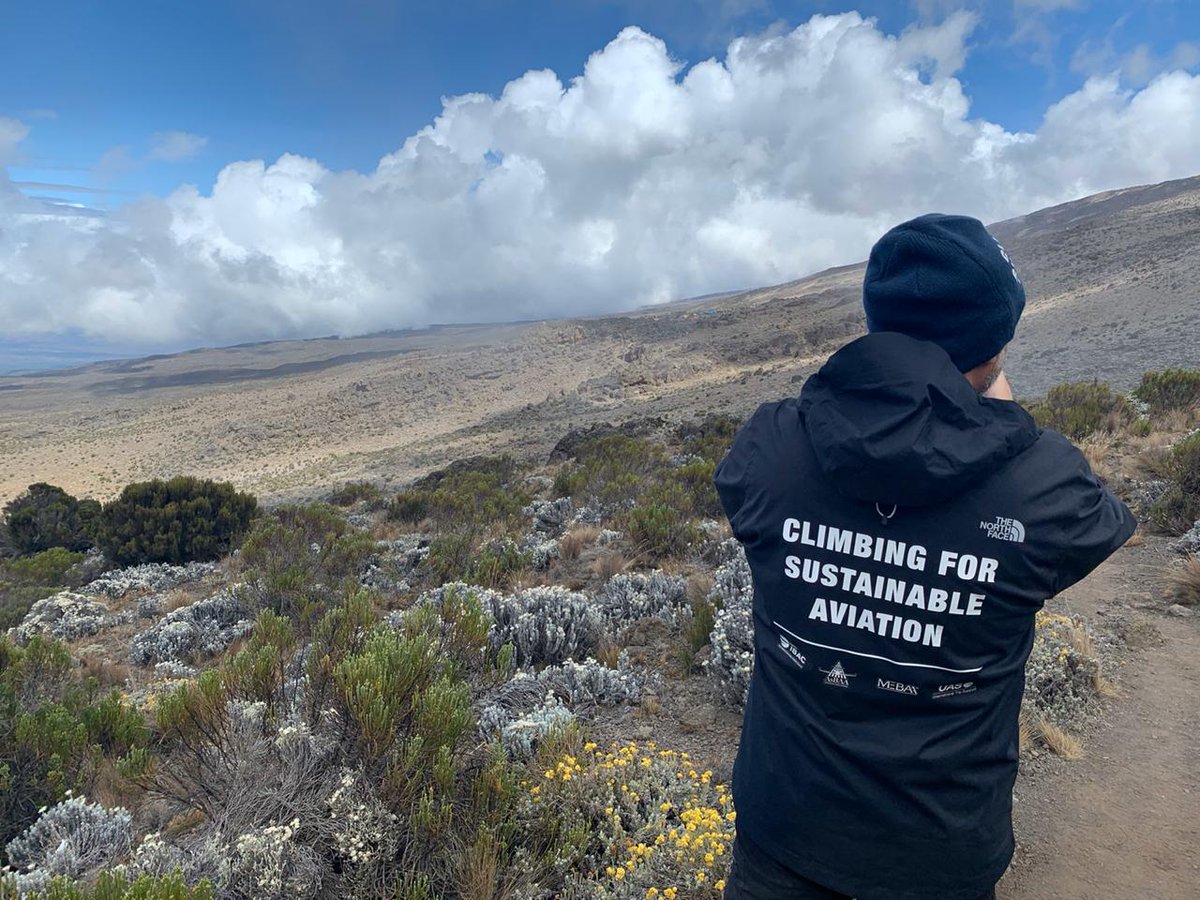 ohosari's tweet photo. "Using alternative fuels could reduce CO2 emissions by around 80% compared to fossil fuels, without significant changes to fuel supply systems or engines." - https://t.co/XCd4NIaR2w @enviroaero
#sustainability #SAF #SAJF #SustainableAviationFuel #climateaction #bizav #aviation https://t.co/xRpsBo591N