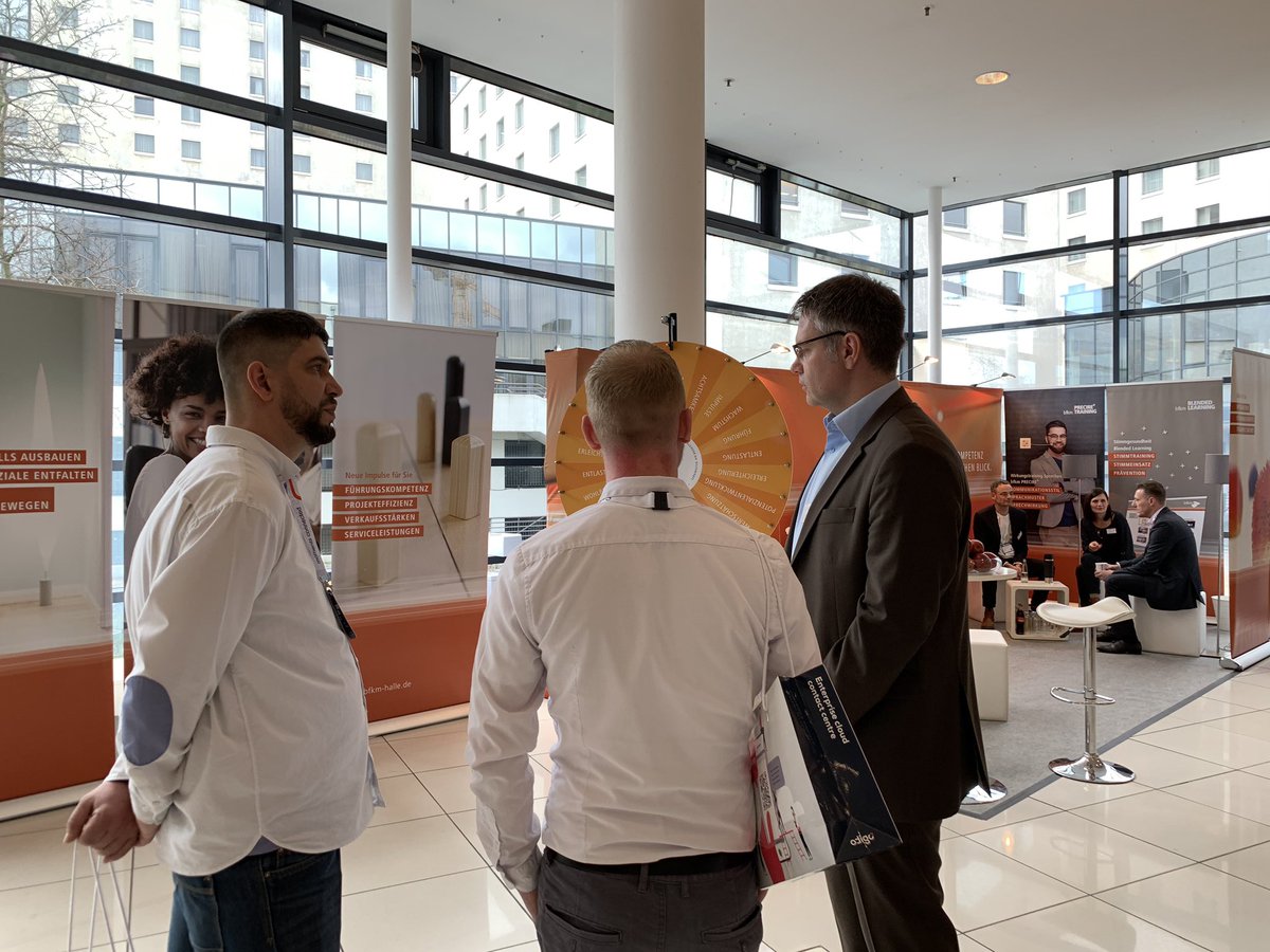 bfkmGmbH's tweet photo. Sind Ihre Mitarbeiter fit für den #Kundendialog? Die #Kommunikationsprofis der @bfkmGmbH helfen Ihnen auf der @ccw_berlin in Halle 4B2 wirksam weiter! https://t.co/KqWnNIP1r5
