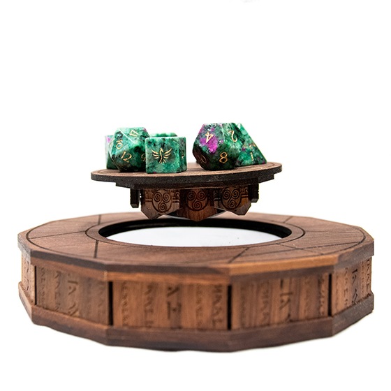dndroundtable's tweet image. This week, @PaigeLeitman and @GinnyLoveday are joined by Dan and Quentin from @ElderwoodBoxes to talk about some of the really cool things they make, including "the floaty thing" 😮😮😮
thetomeshow.com/e/elderwood-ac…

#dice #rpgs #DnD #dnd5e